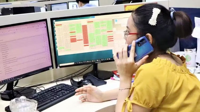 Phòng điều hành tại Trung tâm Dự báo khí tượng thủy văn quốc gia.