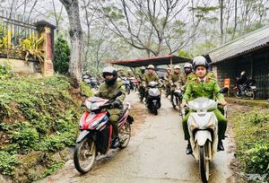 'Cánh tay nối dài' giữ bình yên cơ sở