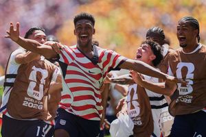Mỹ là đội thứ 2 giành quyền vào vòng 1/16 World Cup 2026