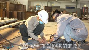 “Mua cho nhau, bán cho nhau” giúp doanh nghiệp bớt khó