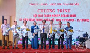 Cộng đồng doanh nghiệp cần trở thành trung tâm, chủ thể trong phục hồi và phát triển kinh tế