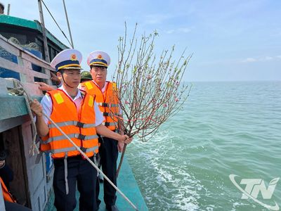 Hành trình 'Mang mùa Xuân ra đảo' vùng Tây Nam Tổ quốc