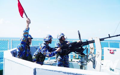 Mùa Xuân nơi đầu sóng