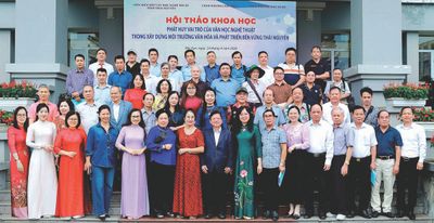 Văn học nghệ thuật với sứ mệnh xây dựng môi trường văn hóa và phát triển bền vững Thái Nguyên(*)