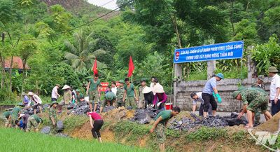 Phát động xây dựng nông thôn mới gắn với 'Ngày thứ bảy xanh'
