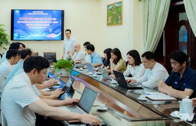 Hợp tác bồi dưỡng, chuyển giao công nghệ với 10 xã, phường