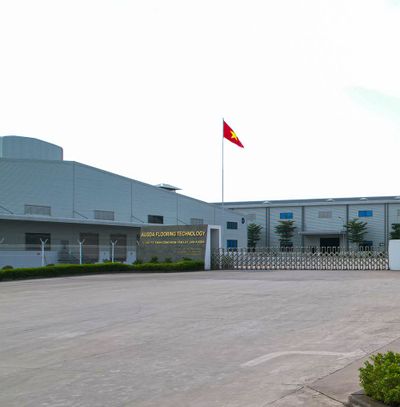 Nhà máy sản xuất tấm lát sàn PVC